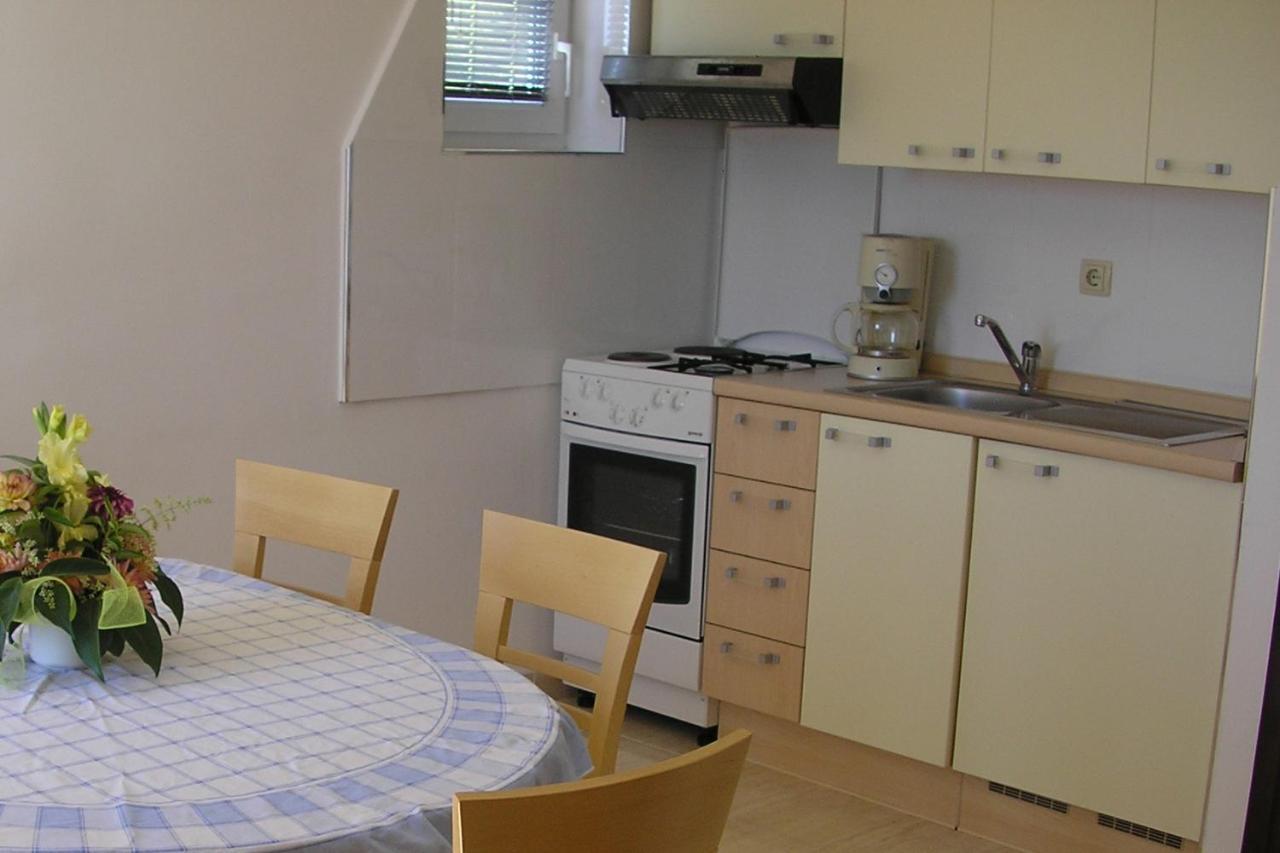 Apartments With Wifi Bol, Brac - 11728 Bagian luar foto